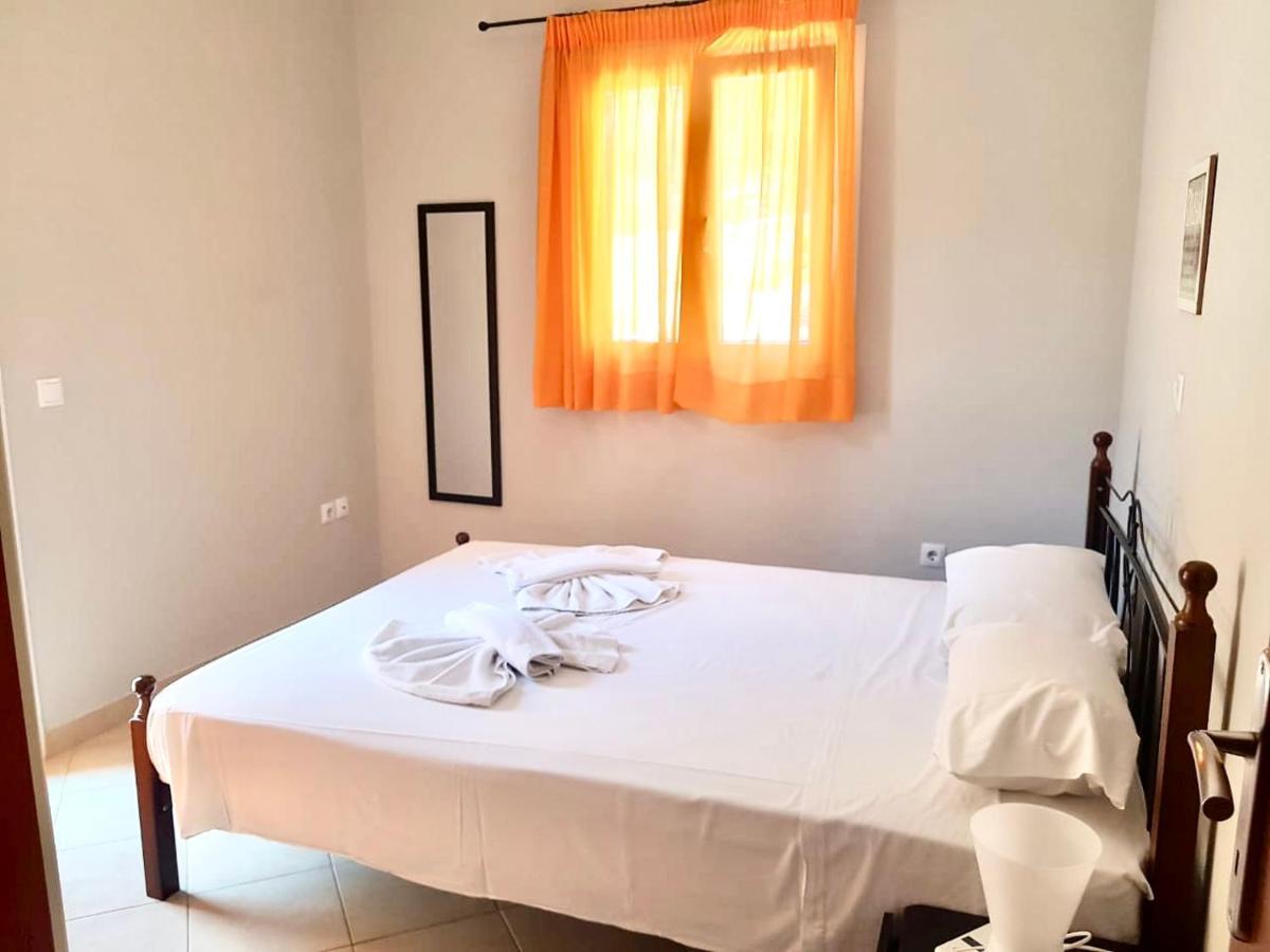 Votsalo Pool Apts Kalami  ภายนอก รูปภาพ